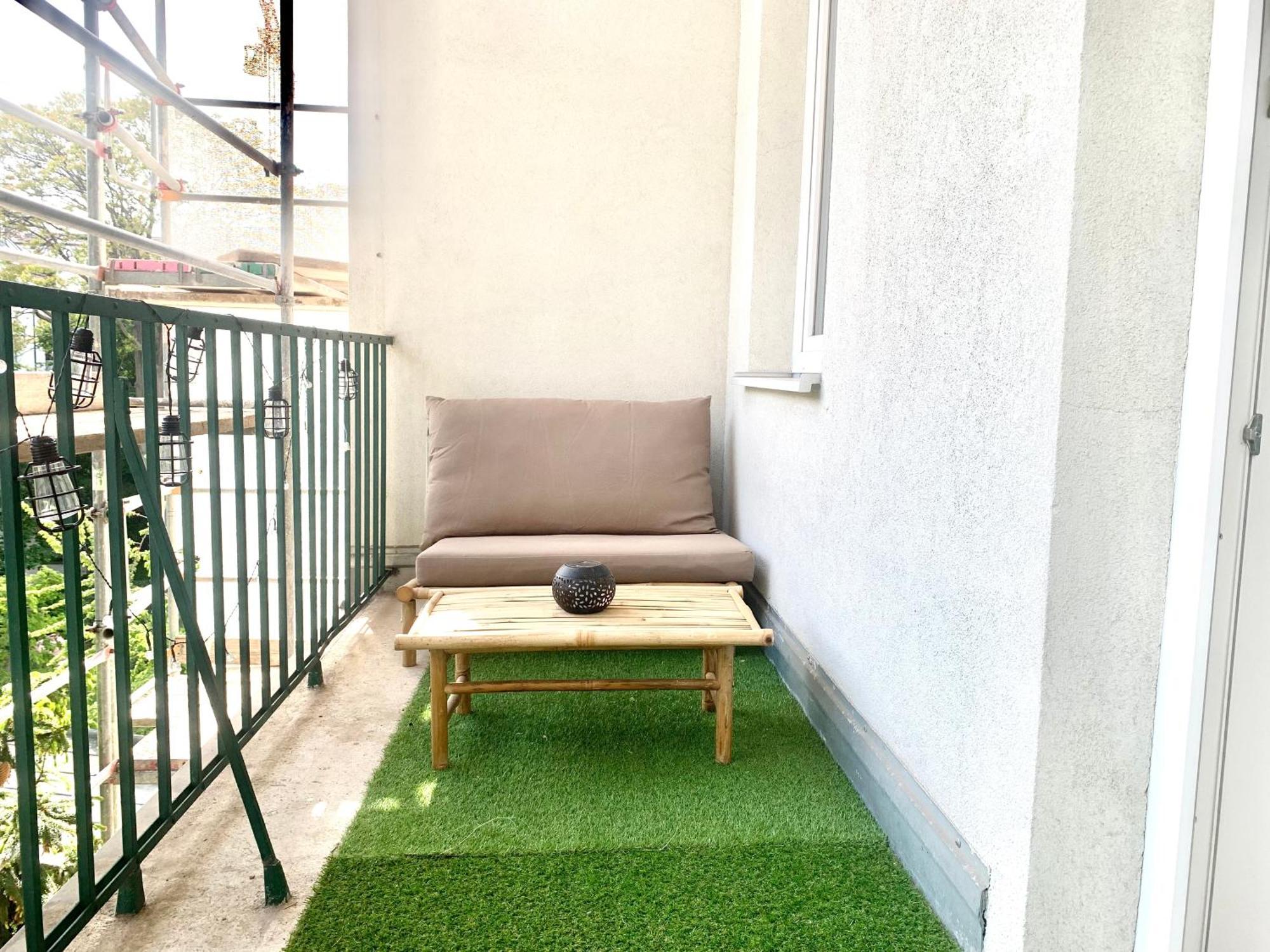 Bamboo City Apartment : A Cozy Family Haven In Vienna'S 9Th District Exterior photo